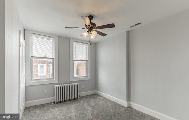Building Photo - 3170 Almond St