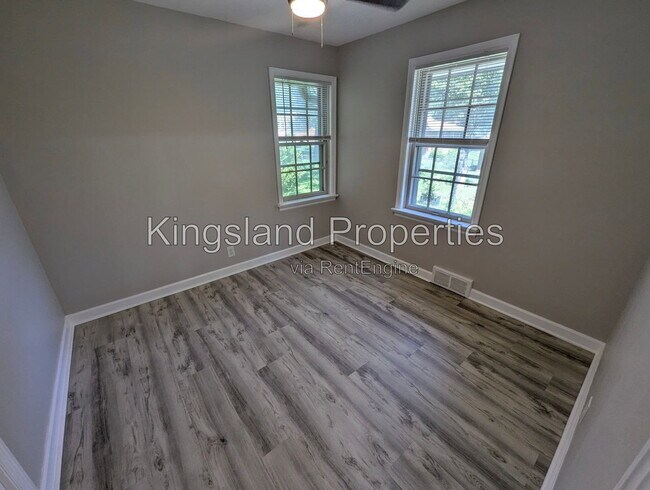 Building Photo - 1215 Danville Dr