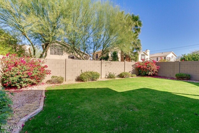 Building Photo - 354 W Bolero Dr