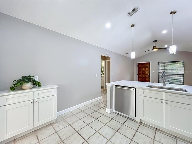 Building Photo - 2557 Riva Ct