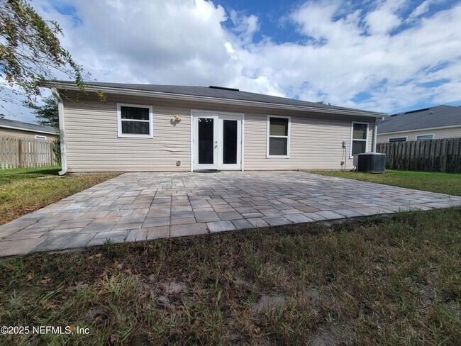 Building Photo - 4447 Oak Moss Loop