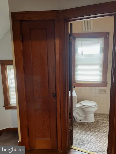 Building Photo - 9 W View Terrace