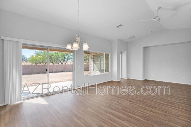 Building Photo - 11187 W Tonto St