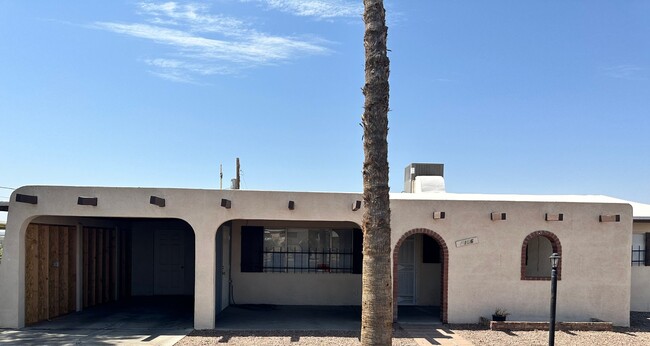 Primary Photo - 4 bedroom Rental