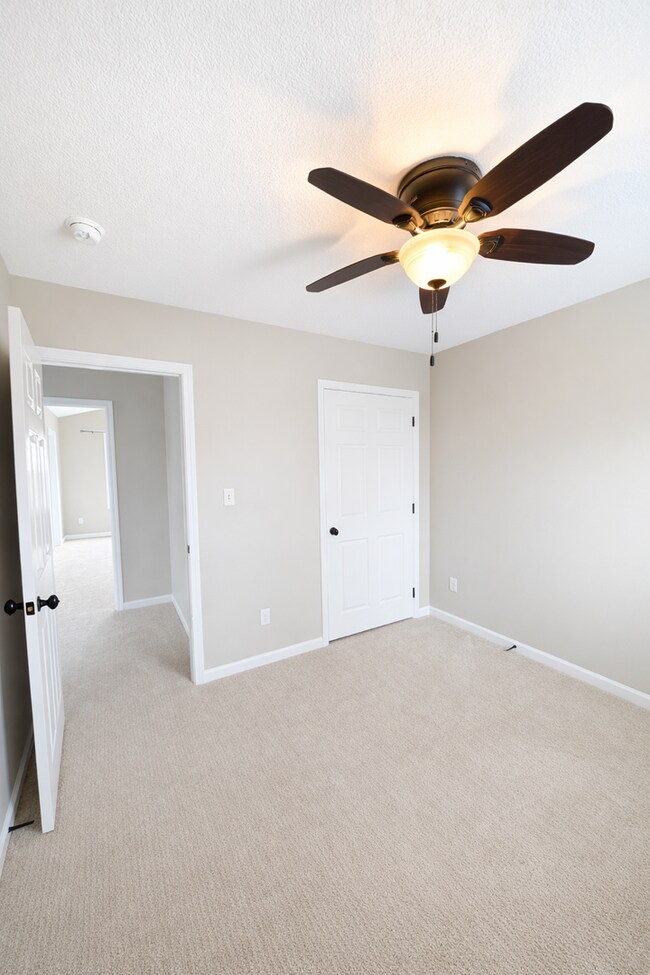 Building Photo - Oakley Rental!