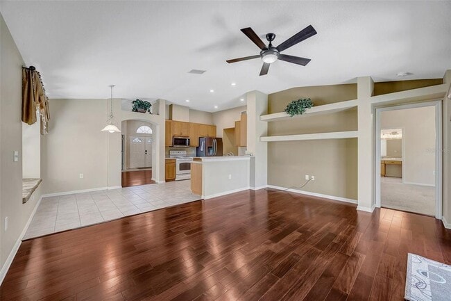 Building Photo - 5600 S Sparrow Hawk Ct