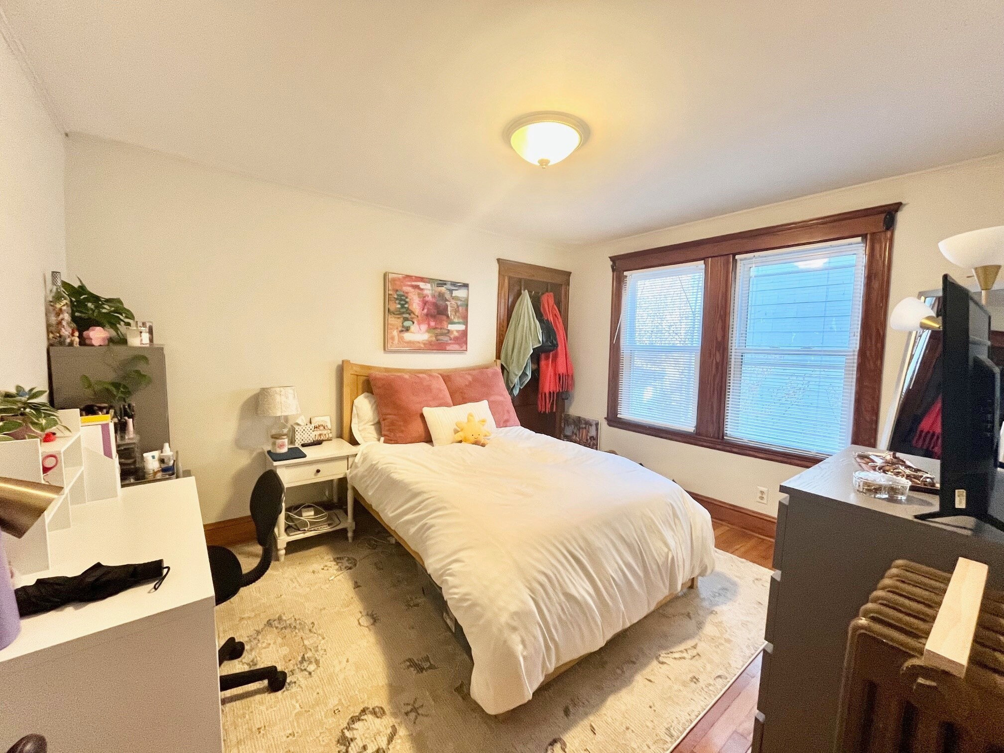 Building Photo - 202 Calumet St