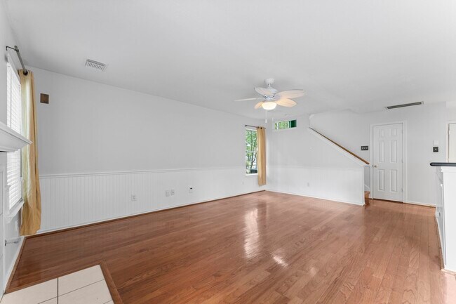 Building Photo - 15 Timberstar St