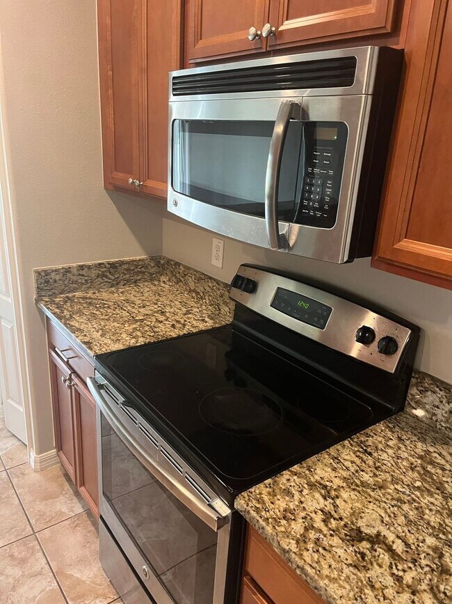 Building Photo - Lovely 3 bedroom 2 bath home in rUSKIN