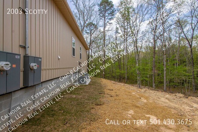 Building Photo - 2003 Scotty-