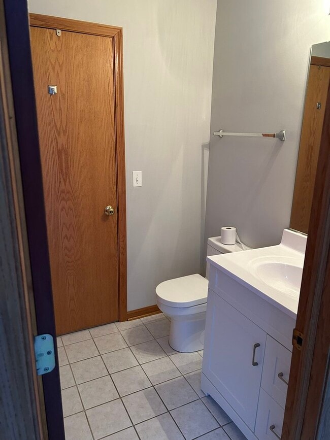 Building Photo - 761 Dillon Ct