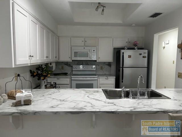 Building Photo - 77 Santa Isabel Blvd