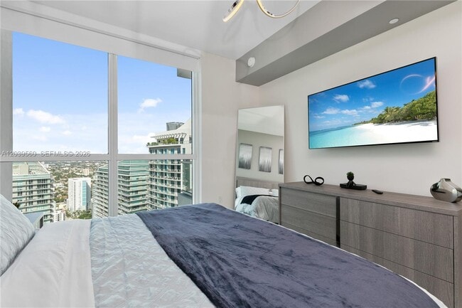 Building Photo - 1080 Brickell Ave