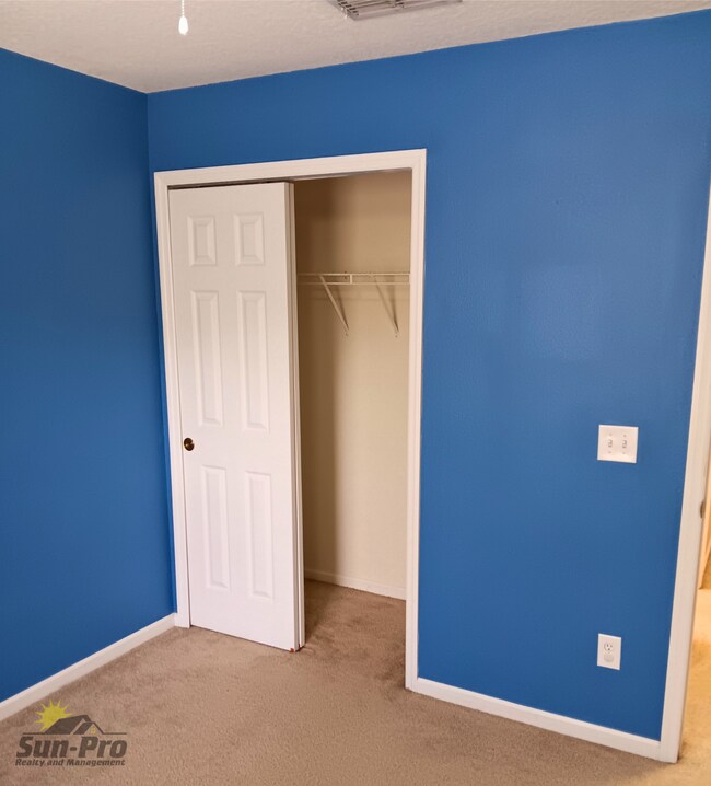 Building Photo - 601 Mount Olympus Blvd