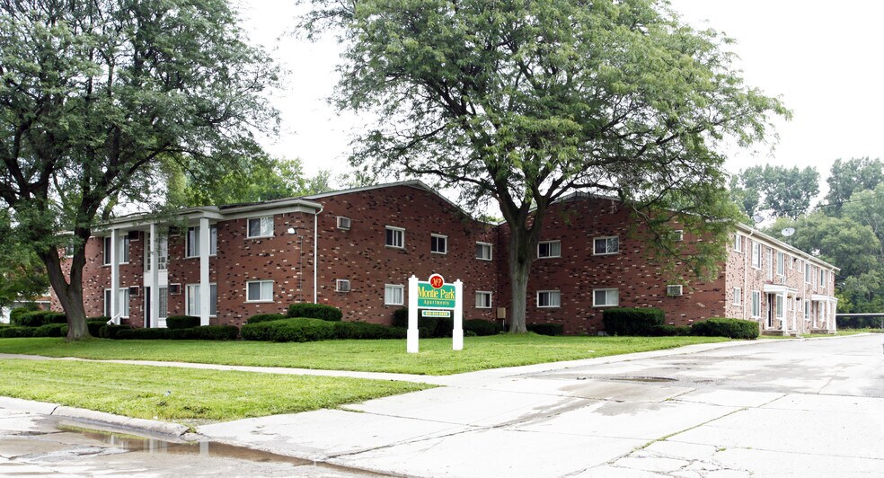 Primary Photo - Montie Park Apartments