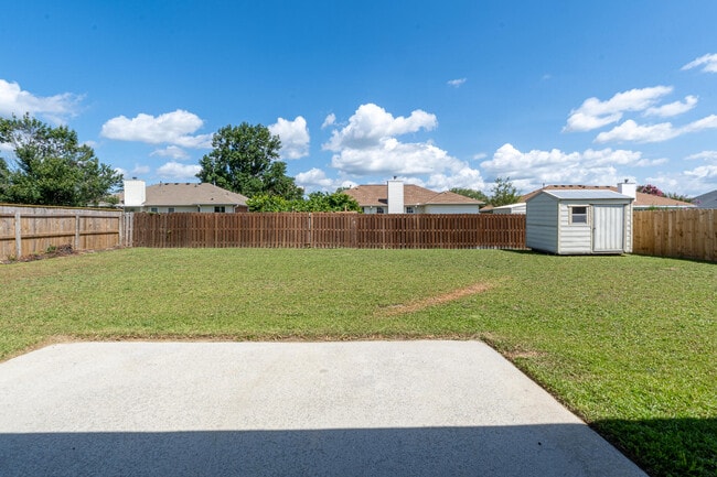 Building Photo - 224 Taylor Cir