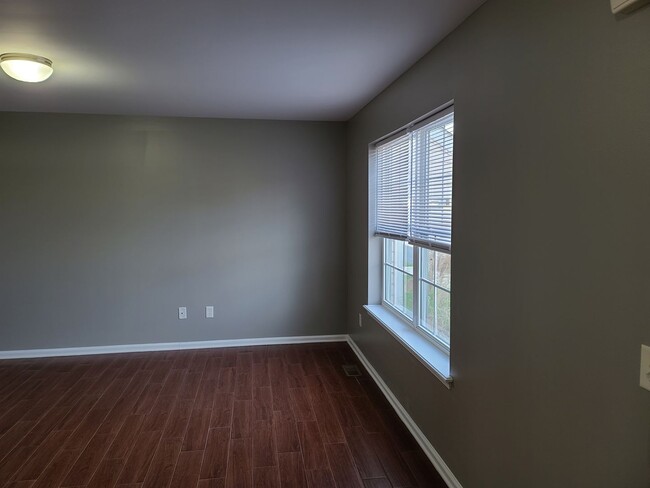 Building Photo - 3 Bedroom Townhome for Rent in Waynesboro