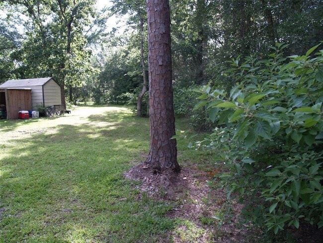 Building Photo - 11131 Woodside Dr