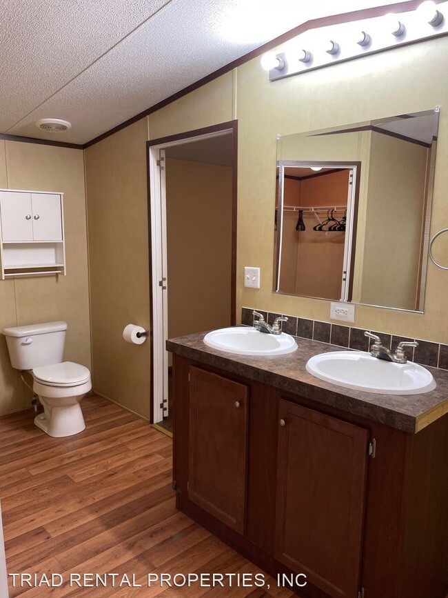Building Photo - 3 br, 2 bath House - 200 MOSE GLOVER RD