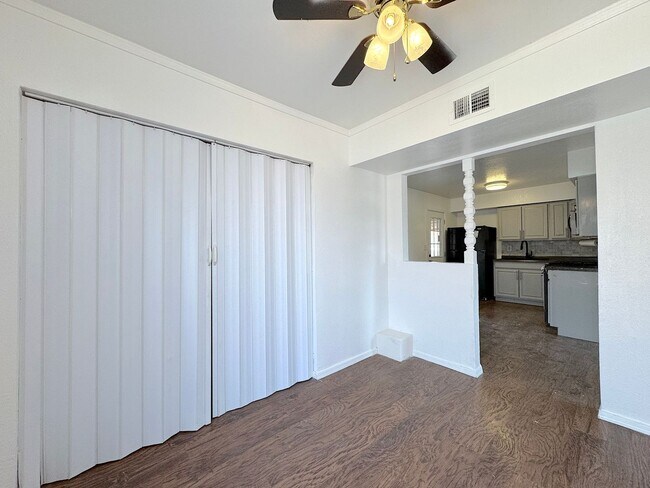 Building Photo - Northeast El Paso 4 Bed Refrig A/C
