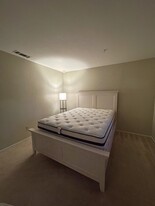 Building Photo - 480 Bollinger Canyon Ln