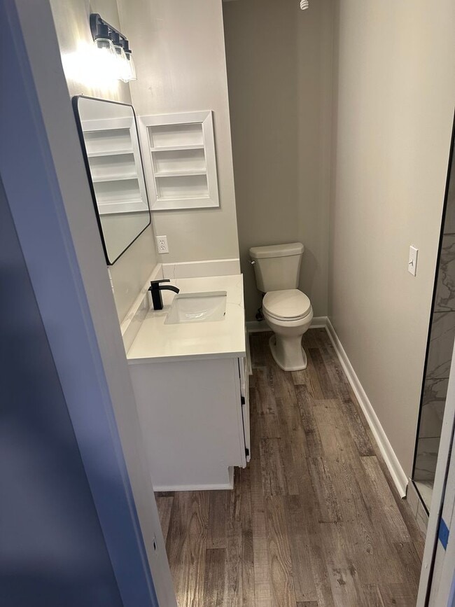 Building Photo - Completely Remodeled 2 Bedroom, 2 Bathroom ground floor Condo in Heber Springs