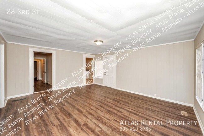 Building Photo - 88 3rd St