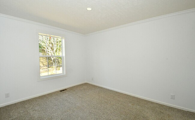 Building Photo - 5433 King Wilkinson Rd