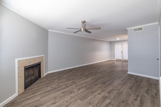 Building Photo - 14600 Fonmeadow Dr