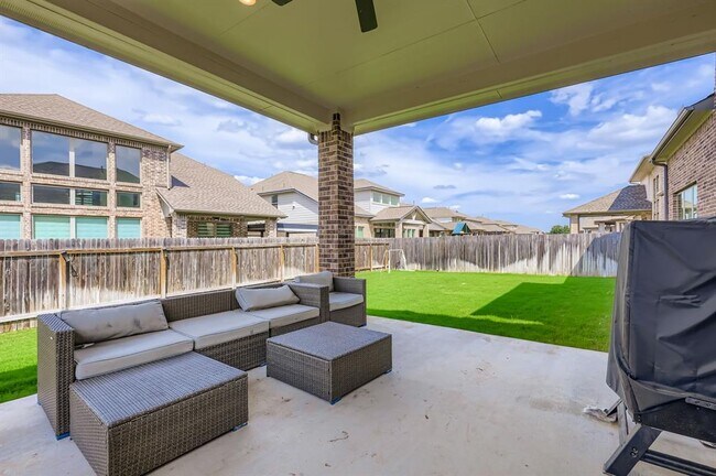 Building Photo - 134 Arcadian Ln