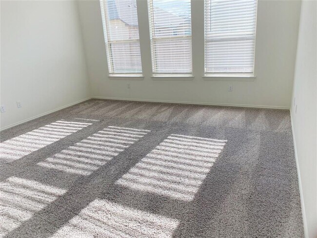 Building Photo - 1309 Terrace View Dr
