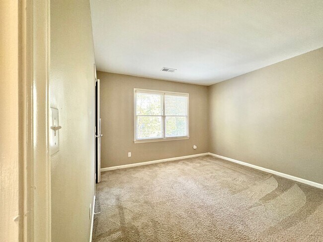 Building Photo - Well Maintained 3 Bedroom with Large Back Deck & Detached Garage!