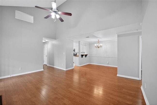 Building Photo - 3921 Riverlook Pkwy SE