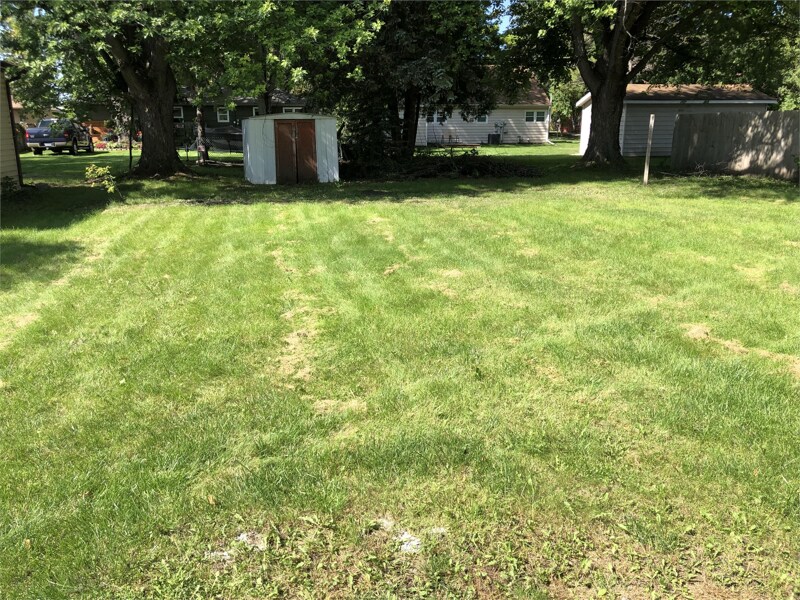 Building Photo - 1319 Hillcrest Ct