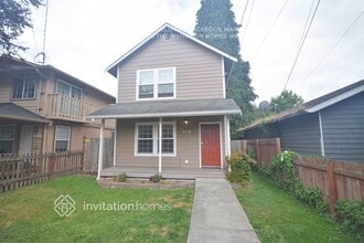 Building Photo - 409 Pine Ave