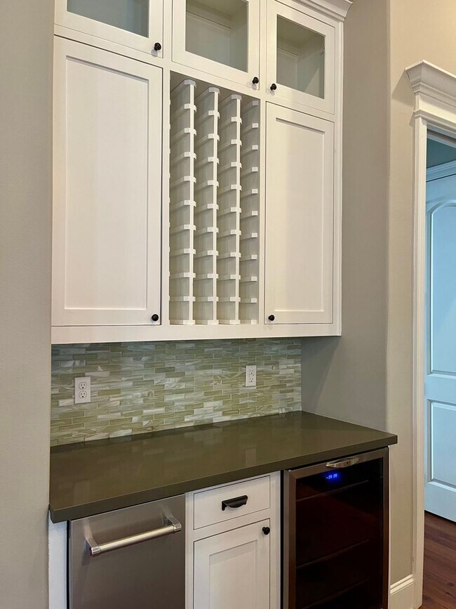 Building Photo - Beautiful Home in Rouzan of Southdowns neighborhood!