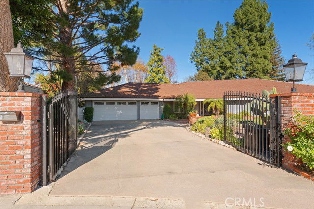 Building Photo - 19803 Linnet St