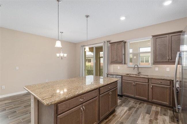 Building Photo - 5587 NW 40th Pl