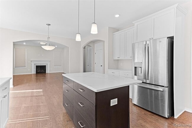Building Photo - 2951 Andlaur Dr