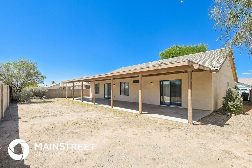 Building Photo - 8136 S Carbury Way