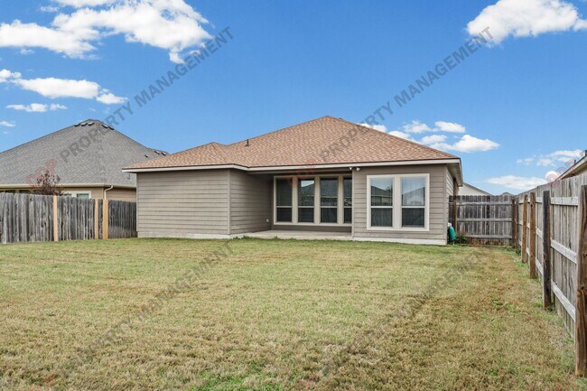 Building Photo - 719 Dunford Dr