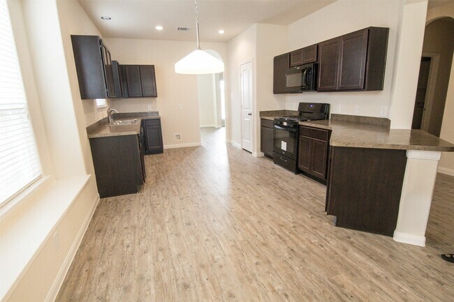 Building Photo - 29606 Woodsons Shore Dr
