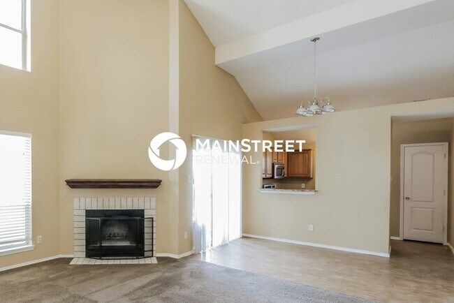 Building Photo - 3 Bedroom Pet-Friendly Home in Duncanville, TX with Main Street Renewal