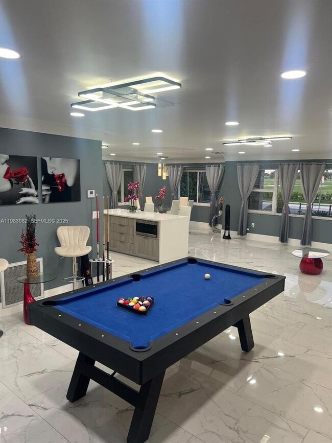 Building Photo - 1430 Polk St