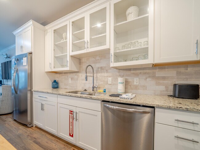 Building Photo - 257 Driftwood Rd