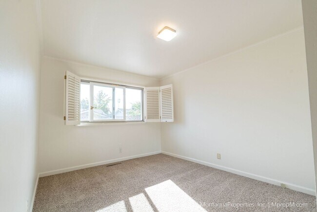 Building Photo - Spacious San Jose Home w/Cupertino Schools!
