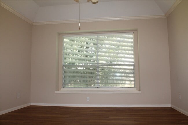 Building Photo - 3623 Chatwood Dr