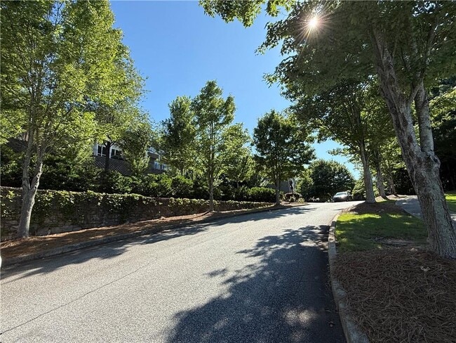 Building Photo - 1833 Willow Branch Ln