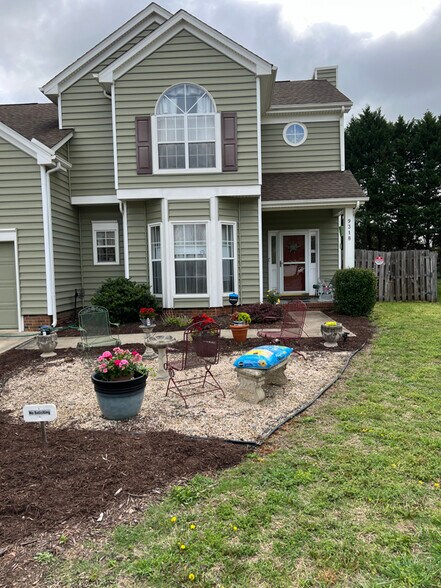 Primary Photo - 9318 Bacardi Ct