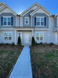 Building Photo - 3BR/2BA Townhome in Popular Pringle Towns